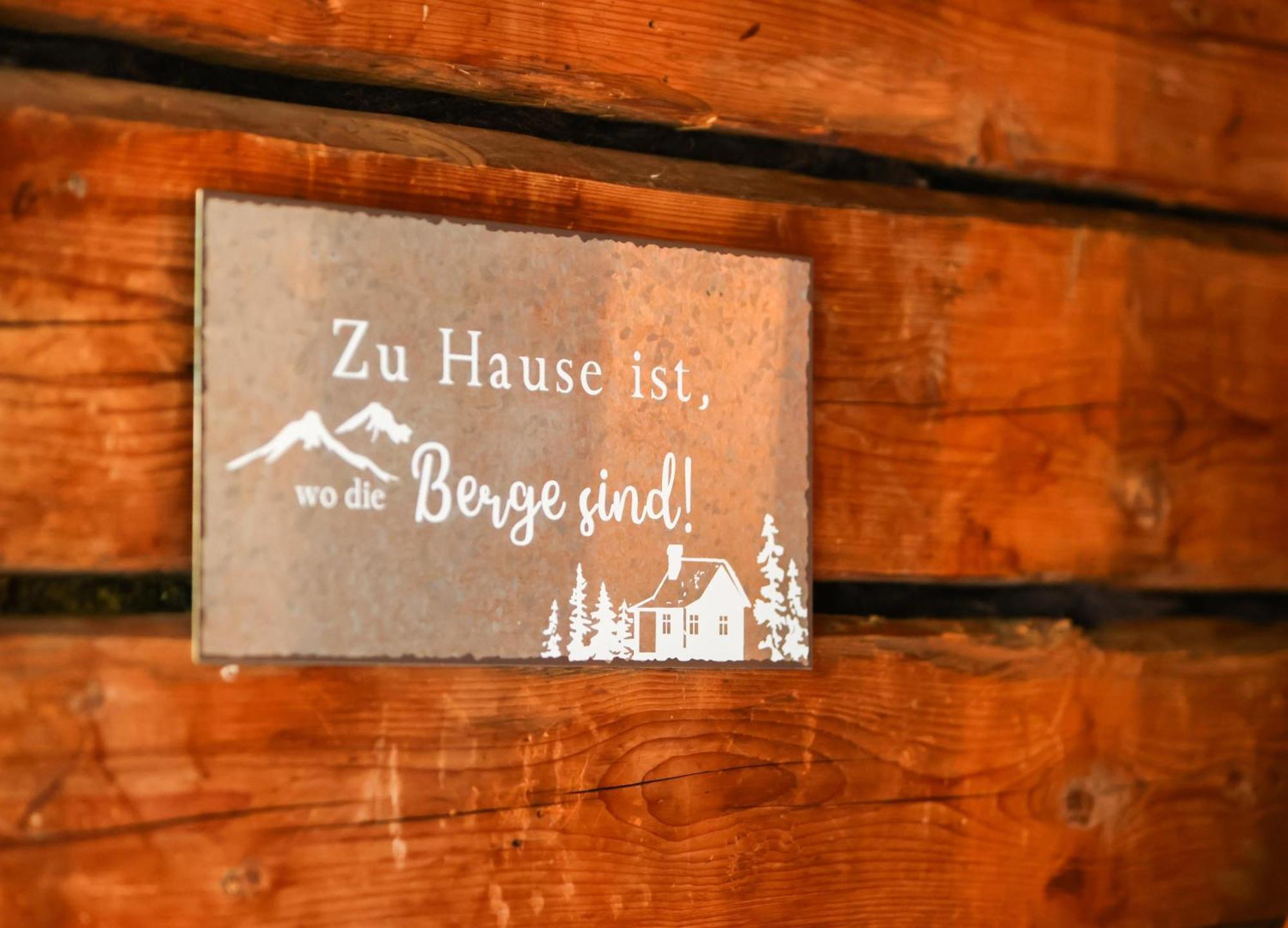 Die Weisse Wand Almen Schladming Bagian luar foto