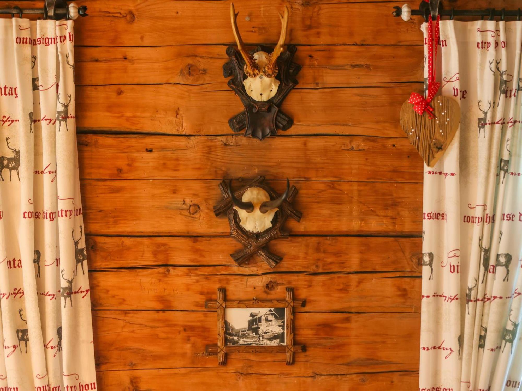 Die Weisse Wand Almen Schladming Bagian luar foto